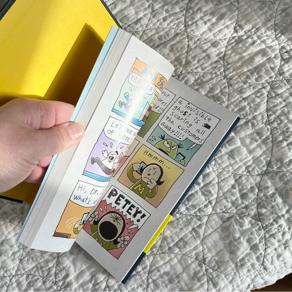 OS Bundle of 5 Dog Man Hardcover Books - Picture 7 of 16